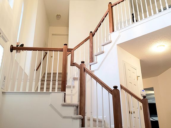 2nd image of 6752 Burbage Landing Cir