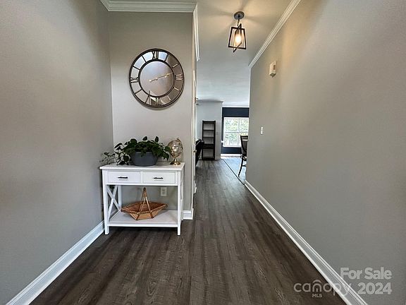 5th image of 2729 Firethorn Ct
