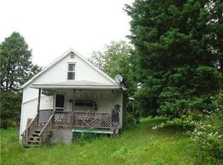 106 Trimbur Rd, Chicora, PA 16025