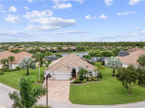 9052 Graphite CIR, NAPLES, FL 34120