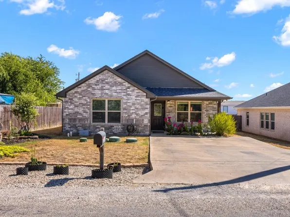 2605 Dove Trl, Granbury, TX 76048