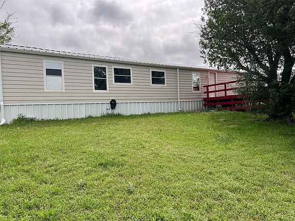 5th image of 1661 County Road 195