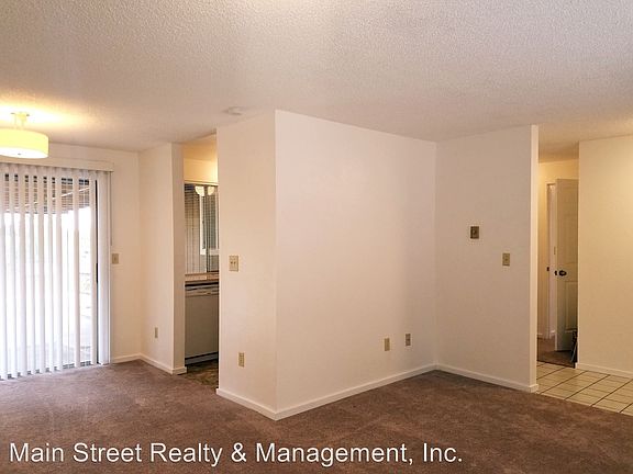 4th image of 5210 S Alaska St