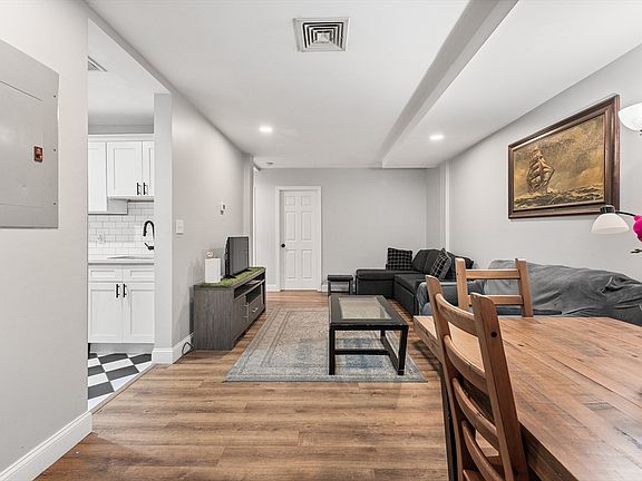 5th image of 10 Weston Ave APT 112
