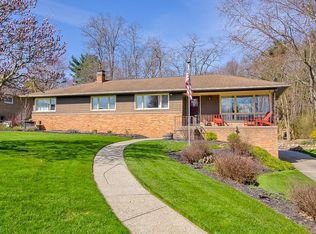 9266 Glenwood Trl, Brecksville, OH 44141