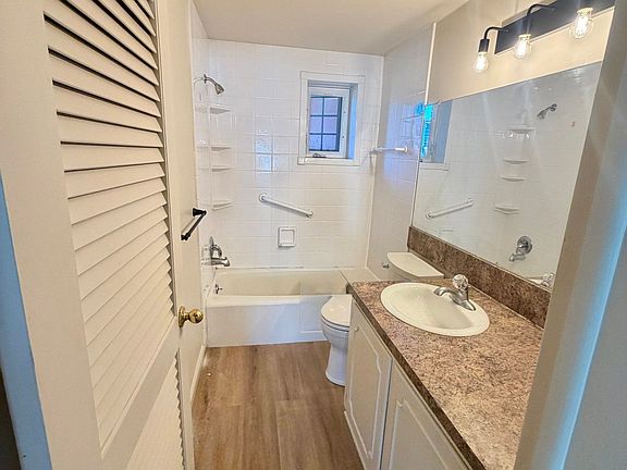 5th image of 502 E Ross St APT A