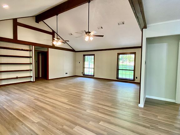 3rd image of 256 Lake David Dr