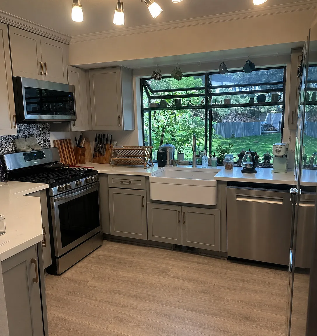 3 bed, 2073 sqft, $1,185 — Photo 2