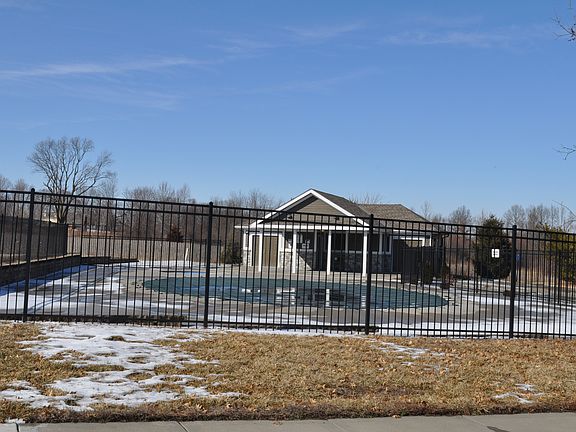 3rd image of 1703 NE 196th St