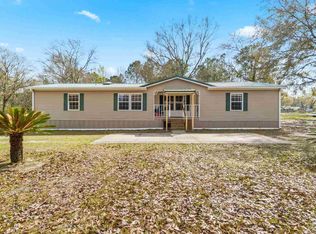 8949 Buddy Hardy Rd, Milton, FL 32570