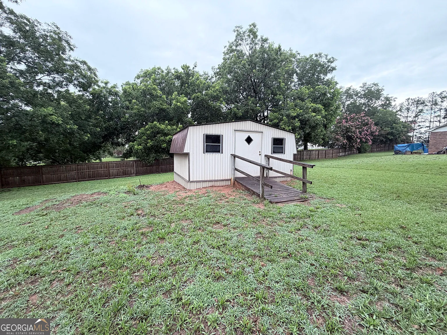 2 bed, 1.0 bath, 968 sqft, $1,350 — Photo 3