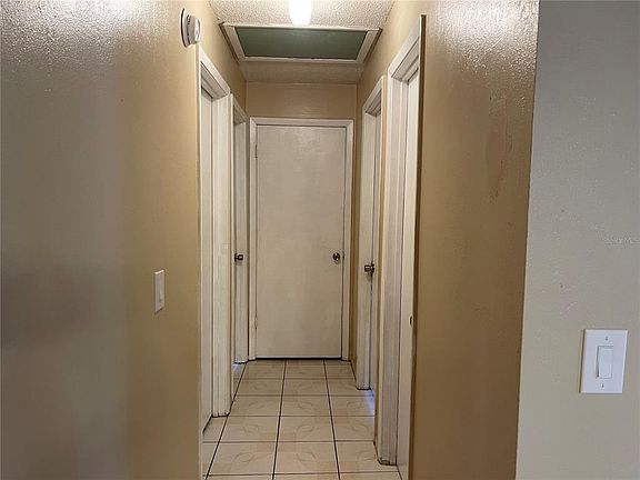 3rd image of 6825 Longmeade Ln