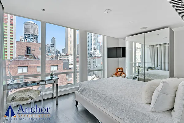 Rented by Anchor Associates | media 38