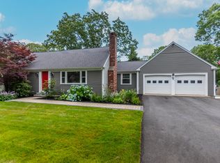 222 Quaker Meeting House Rd, East Sandwich, MA 02537