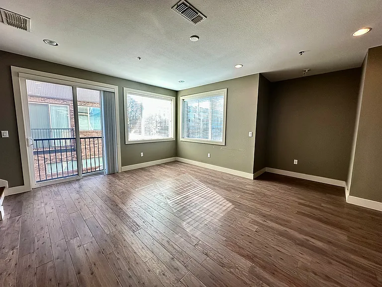 1320 May St #206 — Photo 4