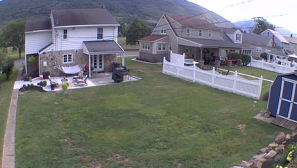 2nd image of 727 Franklin Ave