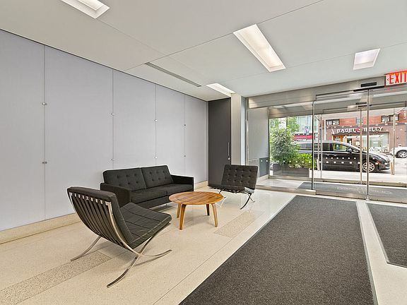 5th image of 111 3rd Ave APT 17B