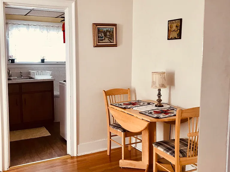 7 Webb Ave #1-W — Photo 8