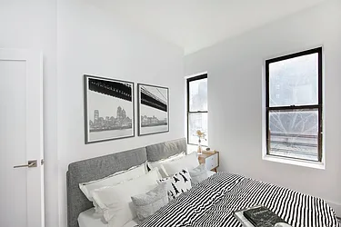 Rented by R New York