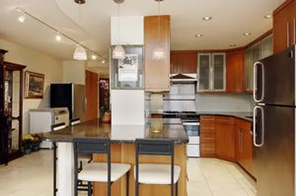 Sold by Douglas Elliman | media 4