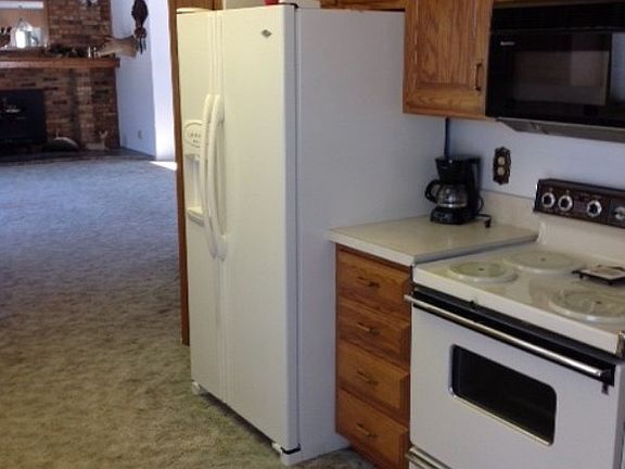 Kitchen 2/Big enough for that double fridge