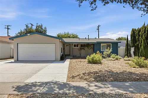 225 N Orchard Ave Photo 1