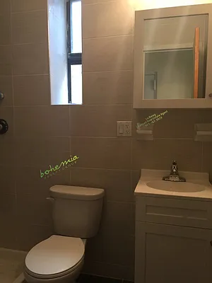 Rented by Bohemia Realty Group | media 17