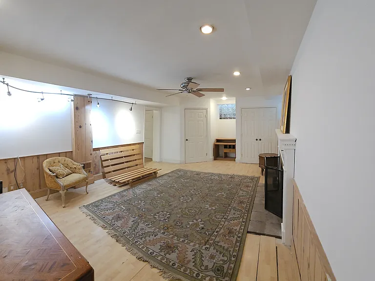1817 Parkside Dr NW — Photo 2