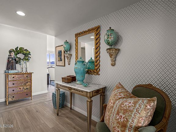5th image of 100 N Arlington Ave #17