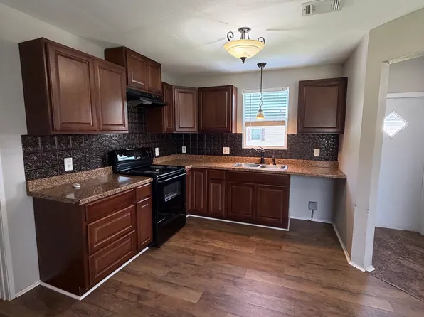 10271 Gonzales Rd, Prairieville, LA 70774