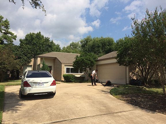2nd image of 11318 Briar Forest Dr