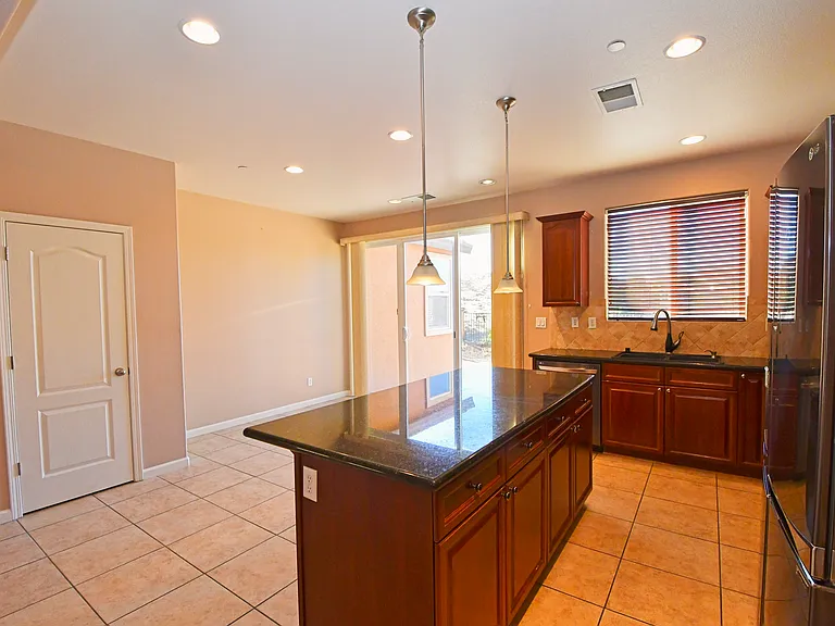 5266 Skystone Dr — Photo 10