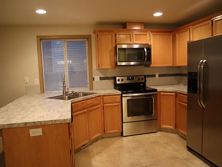 3125 NE 118th Ave — Photo 3