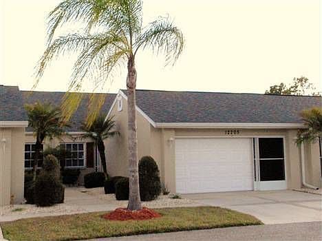 1st image of 12205 SW Kingsway Cir
