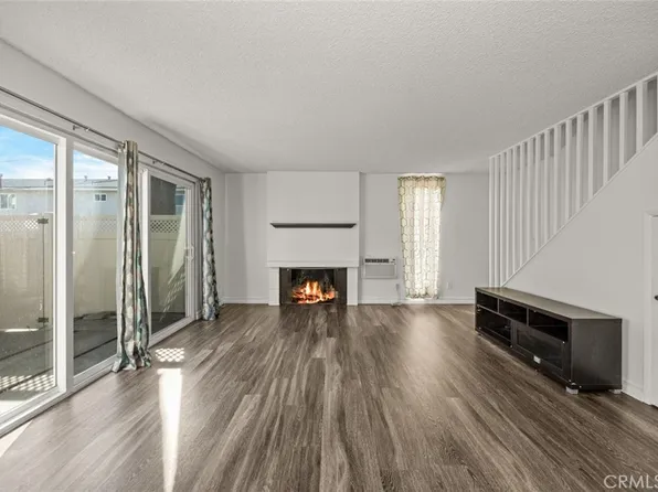 15500 Tustin Village Way APT 8, Tustin, CA 92780