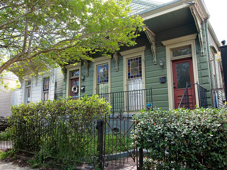 1022 Euterpe St — Photo 1