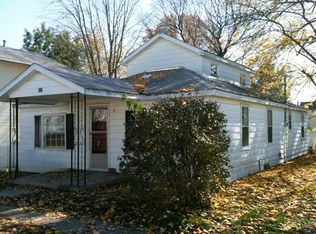 203 E Railroad St, Roachdale, IN