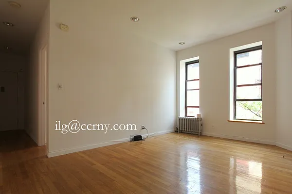 Rented by City Connections Realty | media 11