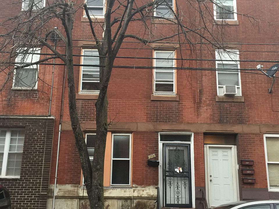 1st image of 2122 S 15th St #1-3
