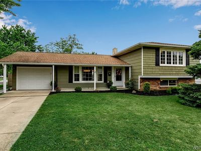 2 Kaymar Dr, Amherst, NY, 14228