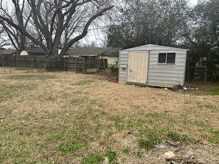6294 Martinwest Dr — Photo 23
