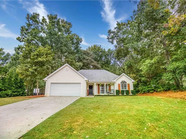 711 Brighton Ln, Winder, GA 30680