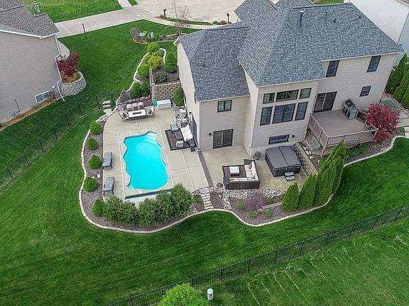 5th image of 6802 N Ironwood Dr