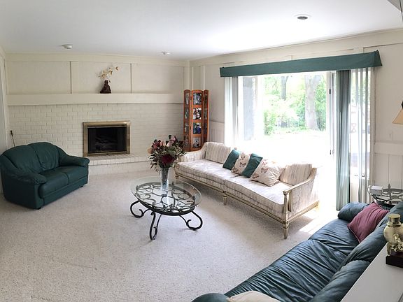 5th image of 6868 Woodbrook Dr SE