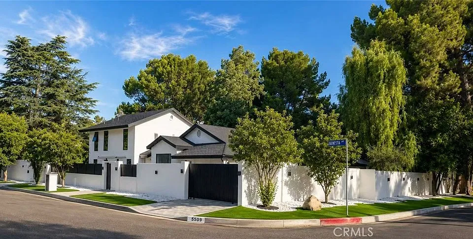 5509 Oakdale Ave