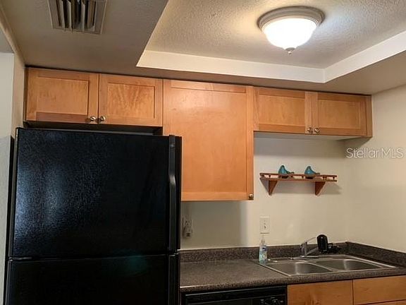 3rd image of 115 Lewfield Cir #115