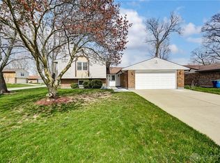 5917 Charlesgate Rd, Dayton, OH 45424