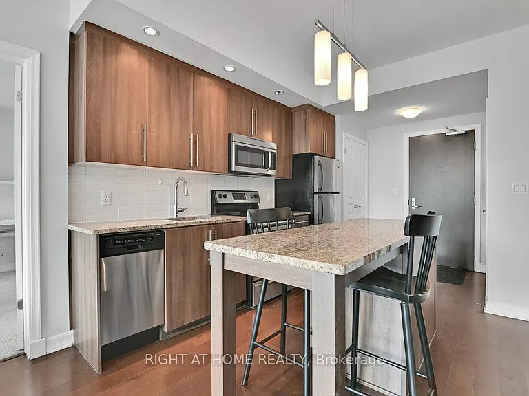 238 Besserer St #1406 — Photo 16