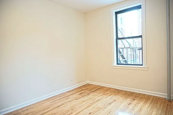 Rented by Compass | media 11