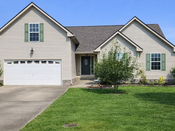 3790 Bret Dr, Clarksville, TN 37040